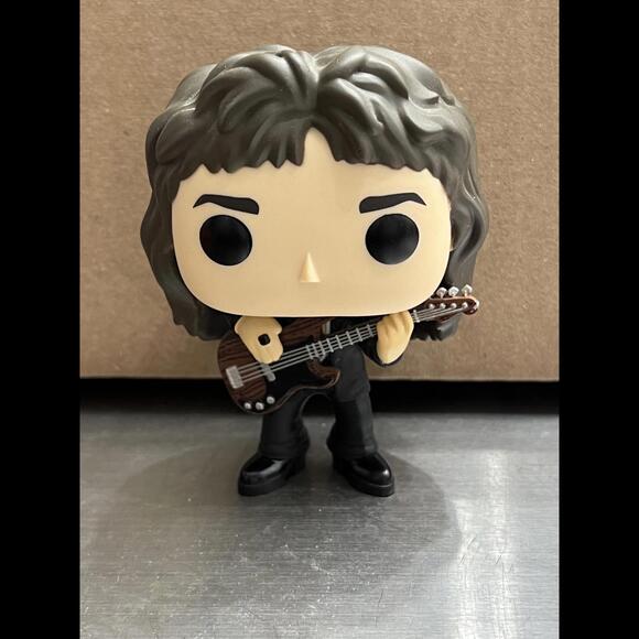 Funko Pop- John Deacon- Queen - Picture 1 of 1